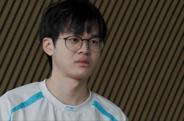 Daeny被选手搞得无语 BP决策遭无视