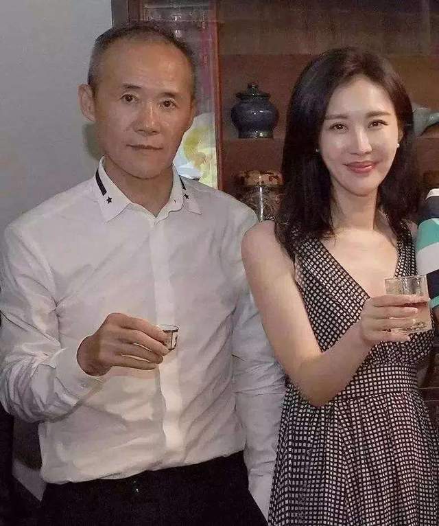 王力宏塌房后坑了周杰伦 招妓化名＂周先生＂