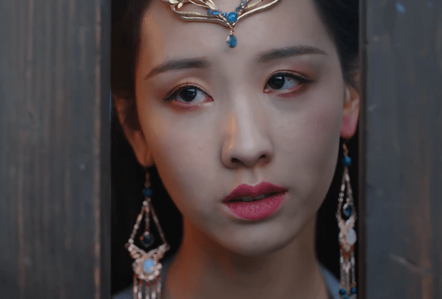 《长月烬明》：一场误会，害了箫凛，冤枉了叶夕雾，叶冰裳好狠心