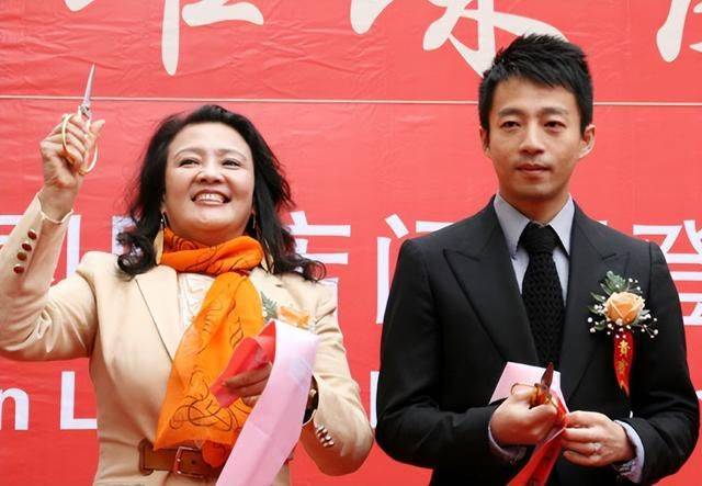 汪小菲为女儿庆生！和S妈唱生日歌仍喊丈母娘，不怕具俊晔吃醋？
