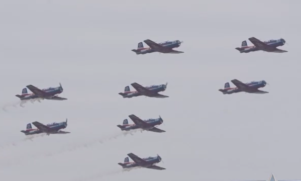 为什么飞行员的第一架飞机都是它？专家揭秘