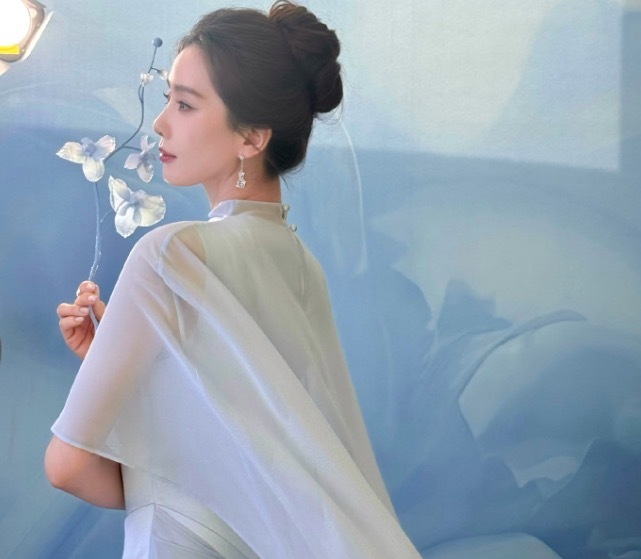 自带柔光！好仙的刘诗诗 