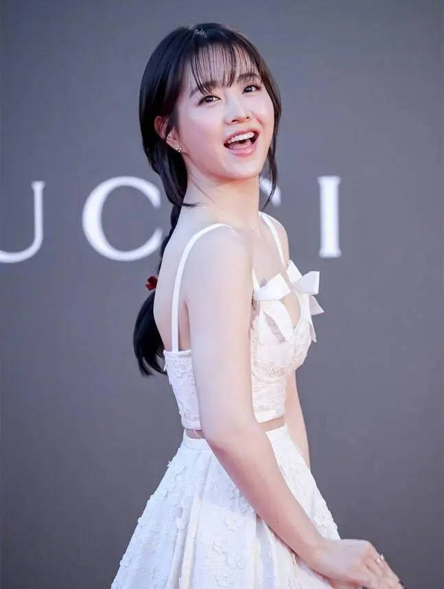 朴宝英百想视后 《未知的首尔》获奖