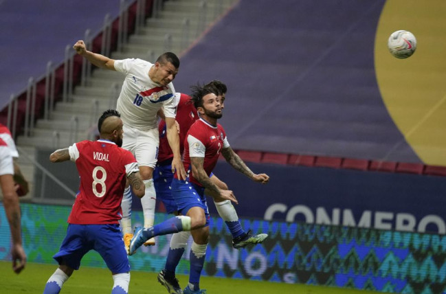 萨穆迪奥阿尔米隆破门 巴拉圭2-0力克智利