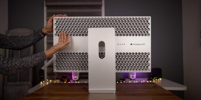 苹果 Pro Display XDR 2 显示器曝光：首配摄像头，支持“人物居中”等功能