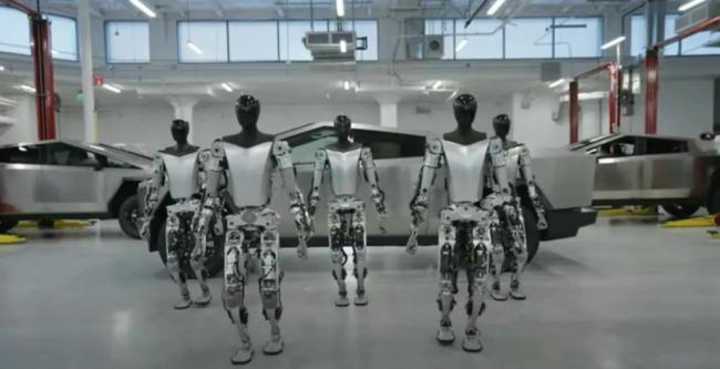 消息称特斯拉三代人形机器人初步定型,马斯克放话年底前实现产能