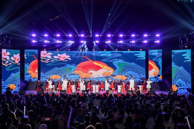 宝鸡文理学院举办“青春正当时 逐梦向未来”2025年迎新生文艺晚会