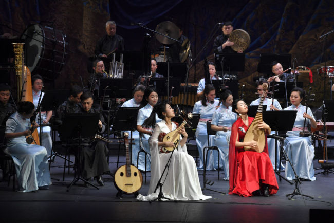 俄罗斯“中国文化节”专场演出《江山如画》民族音乐会在莫斯科举行