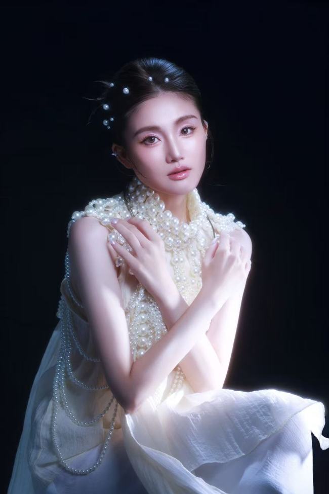 非常星发布 陈沛沛演唱《在那东山顶上》