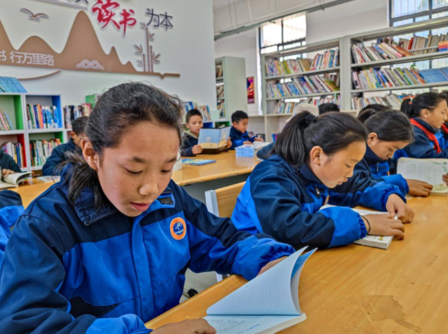 国际儿童图书日丨西藏察隅：书声琅琅润边疆