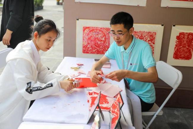 西北民族大学“锦绣中华·丝路明珠”主题展演在京举行