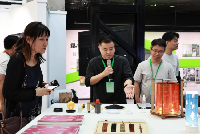 展览的展览—《博物馆展陈空间瞎想革命东说念主才培训》终期评图暨效用展在中央好意思术学院建筑学院开展