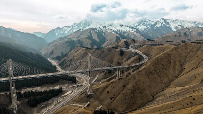 艺术扎根生活 笔墨讴歌时代:走遍中国——中国文促会美术家写生创作行动新疆段圆满收官