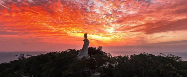 重磅首发！AR立体书《湄洲·妈祖》亮相第十届世界妈祖文化论坛 —— 科技赋能，两岸青少年共读“立德·行善·大爱”