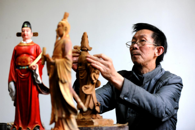 来大英，解锁矿藏小城