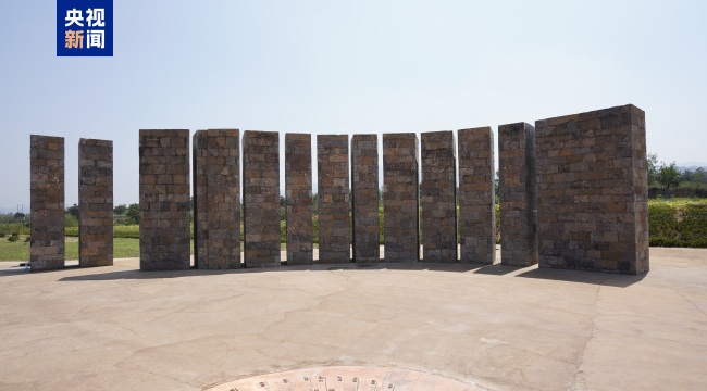 比甲骨文早800年 这个扁壶留下了4000年前的文字密码