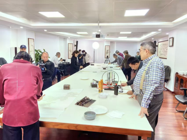 在共筑文化强国新征程上谱写艺术与智库交融的新篇章