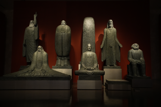 天地精神 东谈主间雕琢 ——曾成钢谈“天地间·曾成钢雕琢作品展”