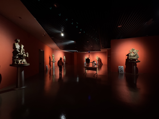 天地精神 东谈主间雕琢 ——曾成钢谈“天地间·曾成钢雕琢作品展”