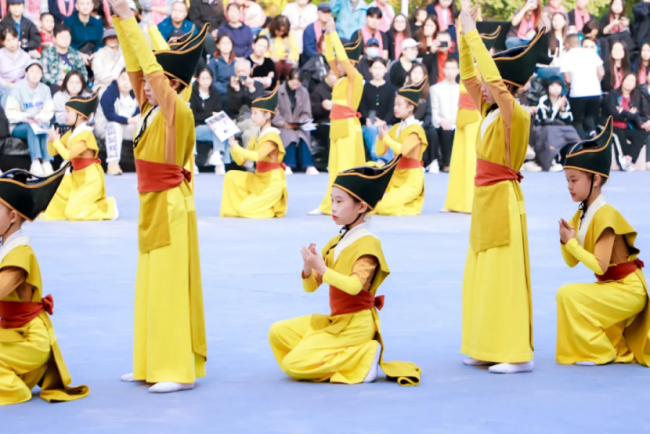 2026年哈佛大学祭孔大典北京联谊谈话会在京举行