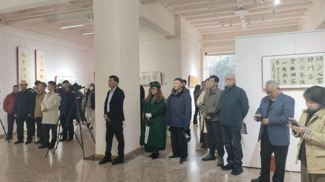 正书之道——王清州书法展在北京798情修艺术空间开幕