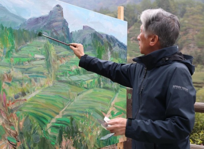 双展联袂启幕 绘就文旅新篇——“武夷汇丹青”暨“武夷天山行”采风作品展开幕