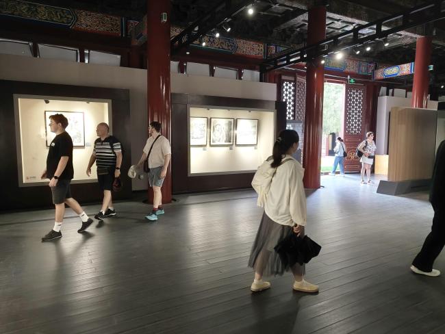 “景山绘心・六省中国画精品邀请展” ——登陆景山观德殿六省名家笔墨共绘中轴雅韵