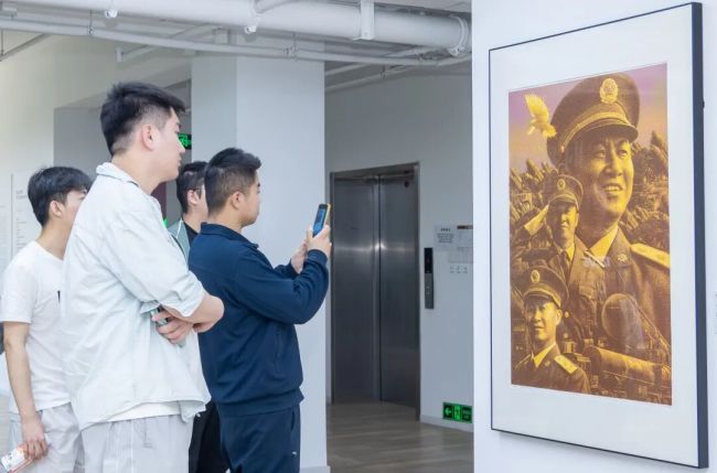 “时痕・格物 —— 罗贵荣版画中的时间显影” 艺术展亮相舒勇美术馆 收获广泛社会关注与各界好评
