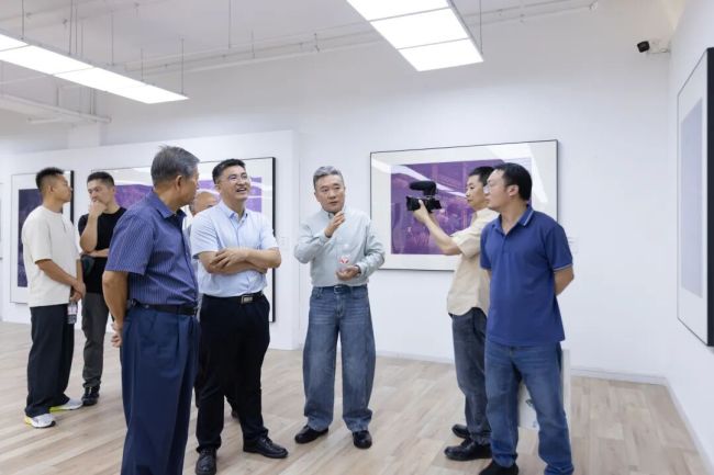 “时痕・格物 —— 罗贵荣版画中的时间显影” 艺术展亮相舒勇美术馆 收获广泛社会关注与各界好评