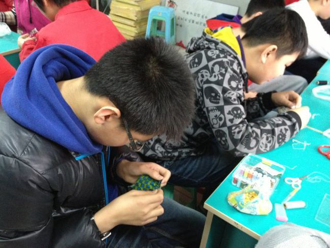 英媒：中国课外辅导机构开设实践课程
