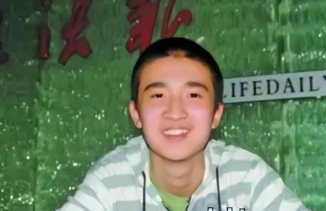 “高考神话”王百洋716分保送北大 如今怎样