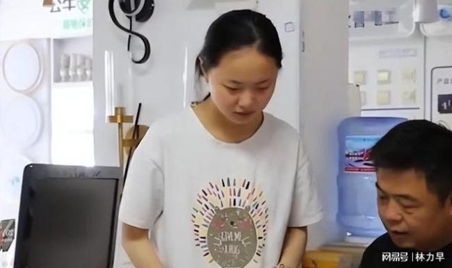 文科状元清北拒录,如今“最惨女状元”逆袭