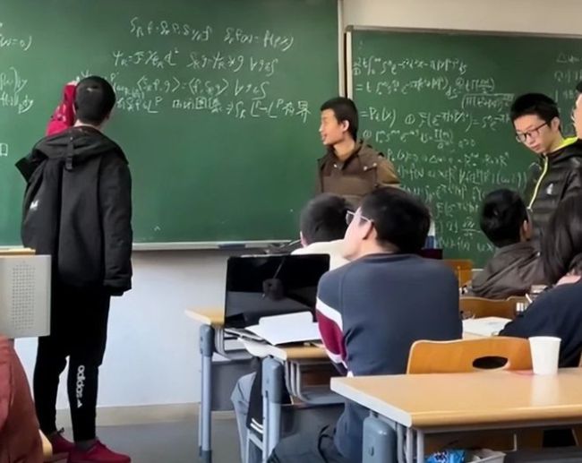 韦东奕带队出征，国家奥数队全满分夺冠