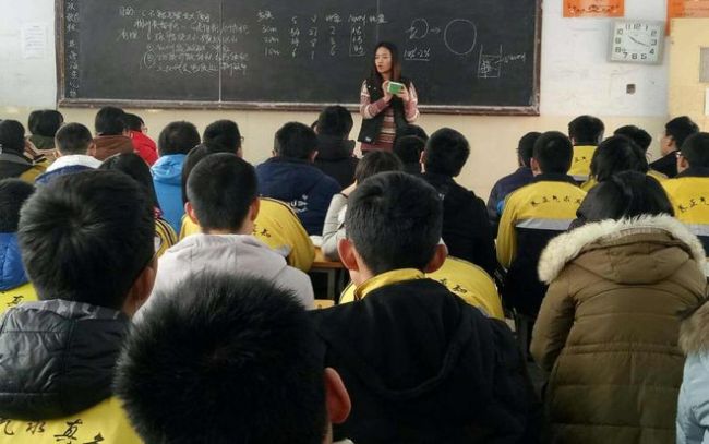 舅舅补课被投诉：我又不是他老师！官方回应了