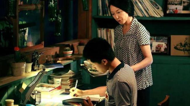 “一半初中生上不了普通高中！”人民日报的回应绝了...