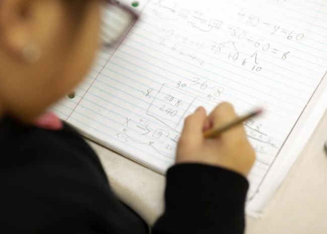 “卧底”小红书海淀高知妈妈群，发现鸡娃高端局的底层逻辑......