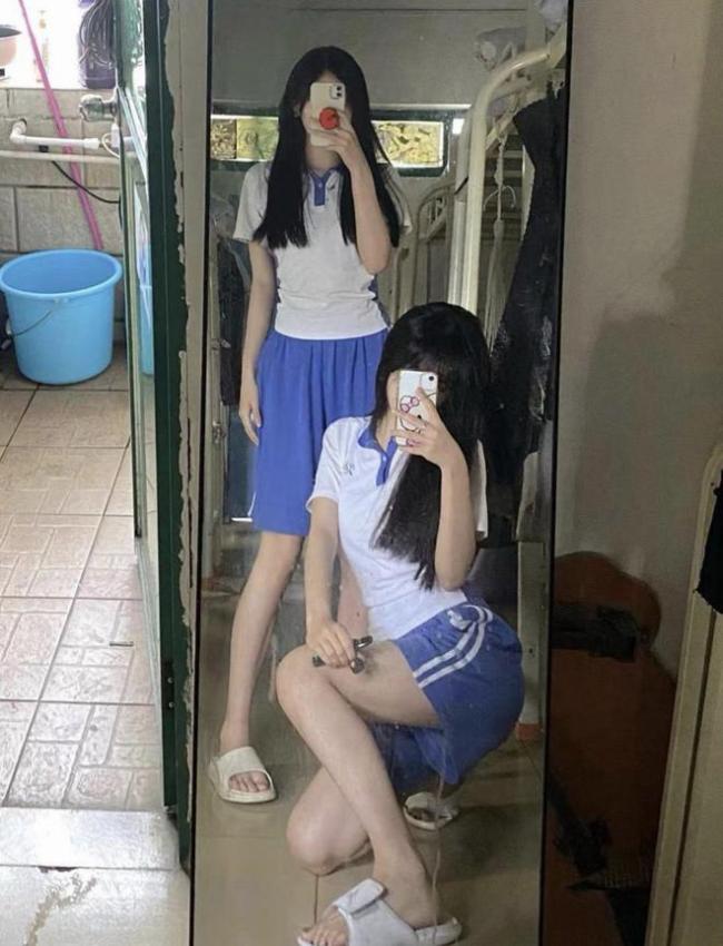 初中女生“自认很美”的3个行为，男生却看不懂，还会觉得很奇怪