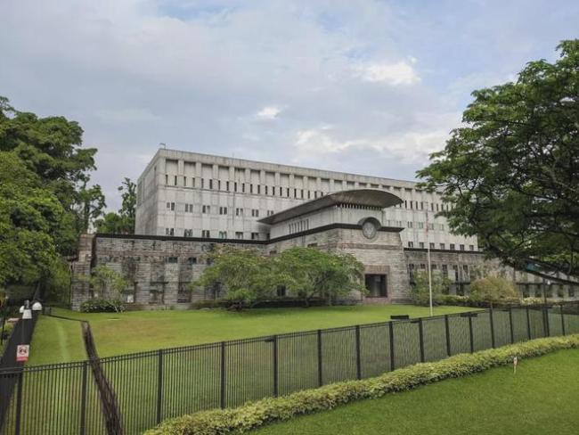 美国大规模吊销留学生签证，外交部最新发声