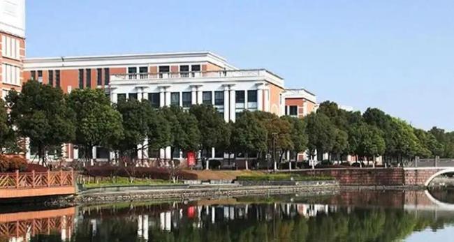 惊！一所民办高校分数线连续五年超过山东第一医科大学