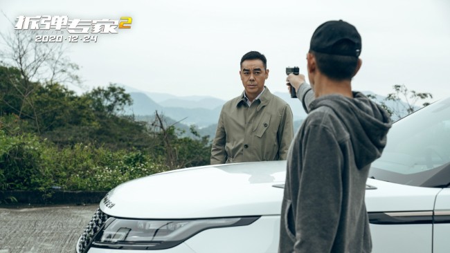 《拆弹专家2》观众：双影帝的对手戏，我还能再刷三遍！