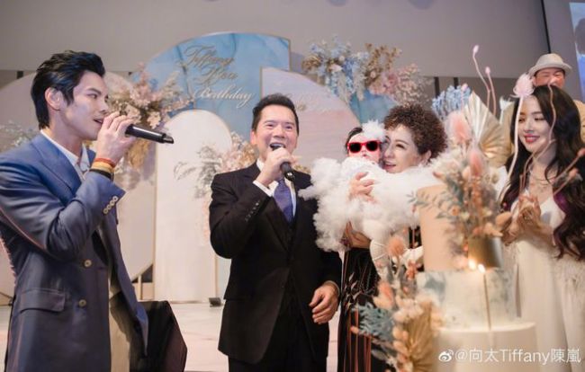 真尴尬！向太送儿媳1.4亿豪宅但产权人并非郭碧婷