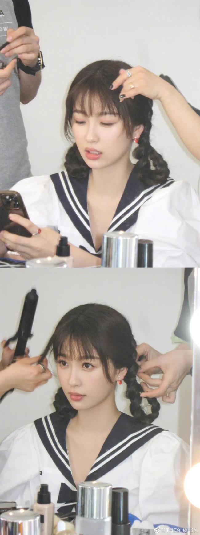 25岁“作精”虞书欣穿水手服 过于太甜美!