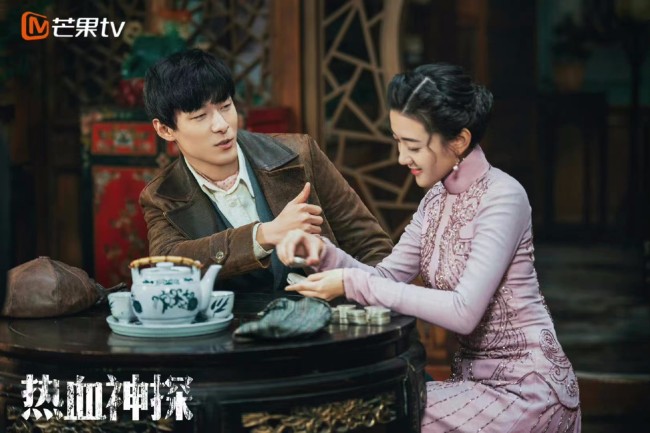 《热血神探》张雨剑梁洁演绎“无厘头”高能探案