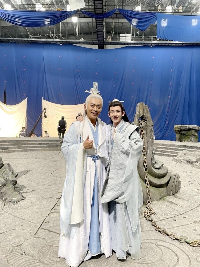 王佳璇出演古装仙侠剧《长月烬明》杀青 未来可期