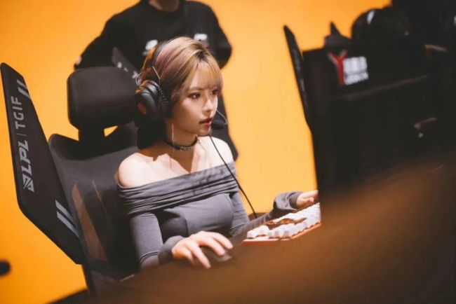 网红周淑怡官宣与PGONE分手!并向粉丝发文致歉