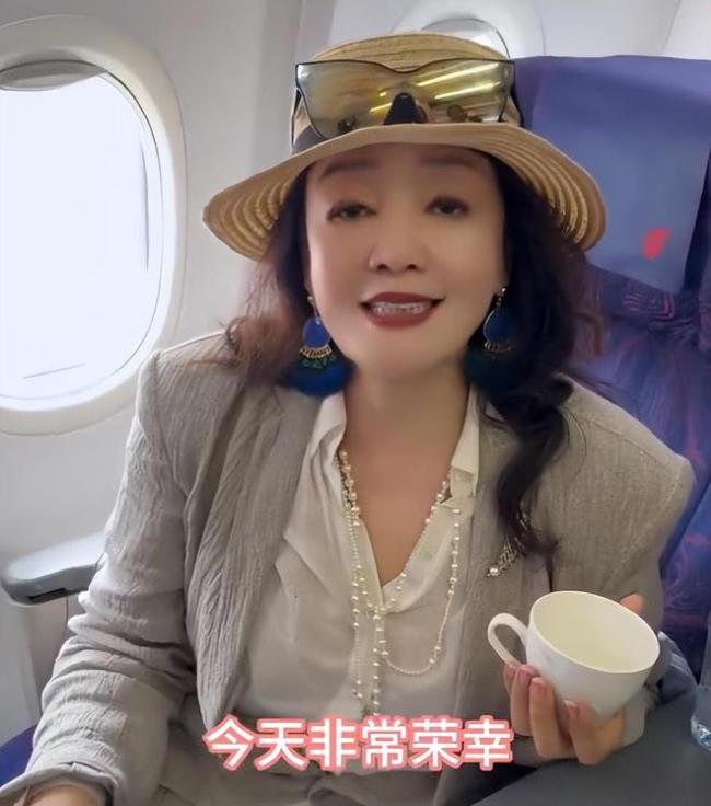 汪小菲和張蘭在韓國匯合 一家人“攻占”光頭老家