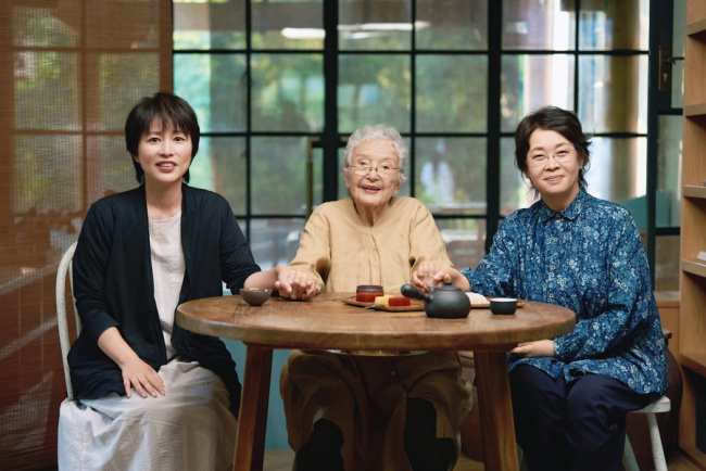 探索未知,勇敢提问:周轶君带着《第一人称复数》第二季即将与世界重新连接