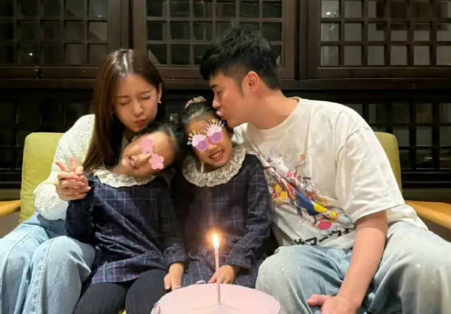 陈赫恢复把张子萱打码：为了顾及她形象 还省事