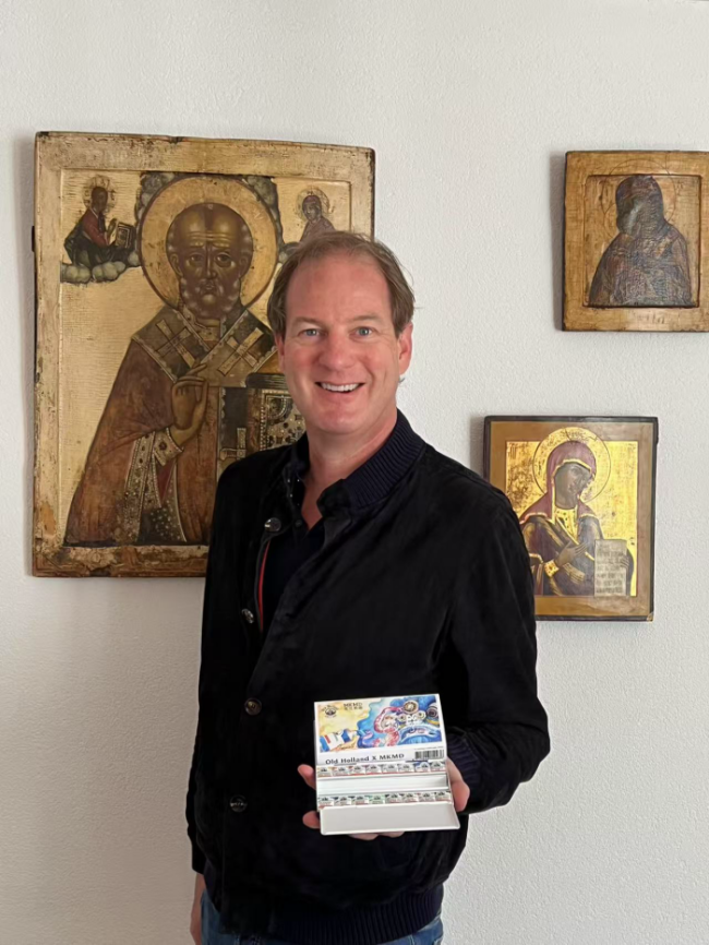 当传统工艺遇见当代艺术：老荷兰&乔男男蛇年限定水彩颜料礼盒重磅上市