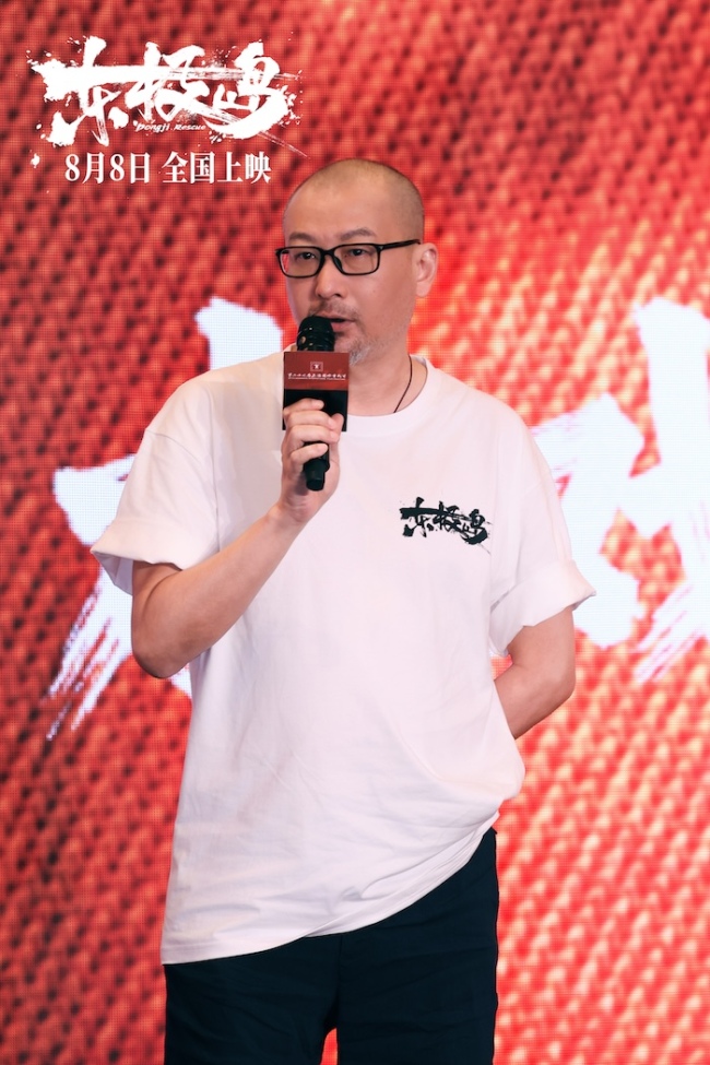 《东极岛》亮相上影节“华语巨制巡礼” 朱一龙、吴磊、倪妮“生猛”投入“野入味了” IMAX特制拍摄带来震撼巨制